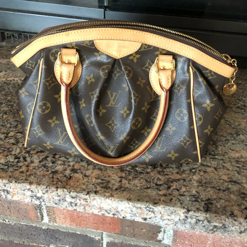 Louis Vuitton shoulder bag